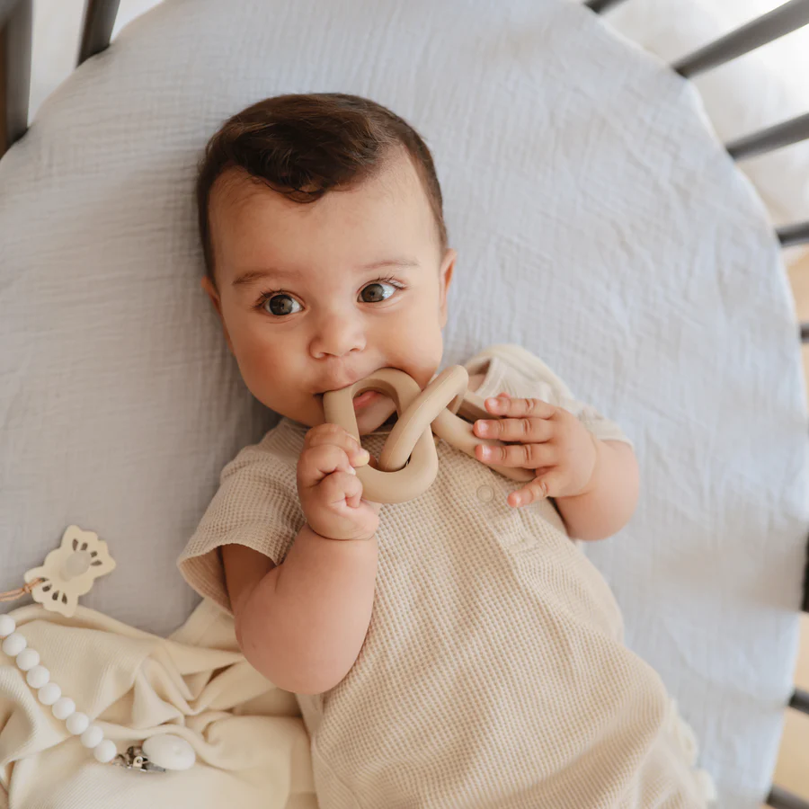 Mushie Links Teether - Image 3